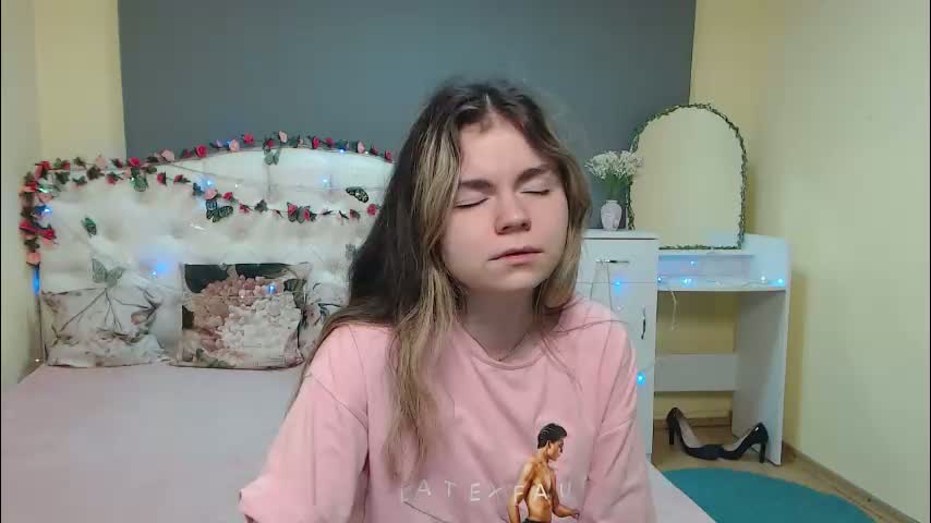 rrtinaredly Adult Chat March 16, 2026