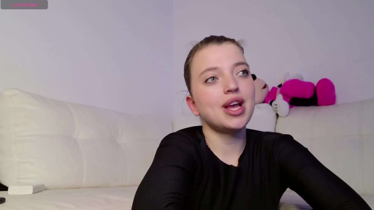 Minnie-Mouse- Adult Chat March 16, 2026