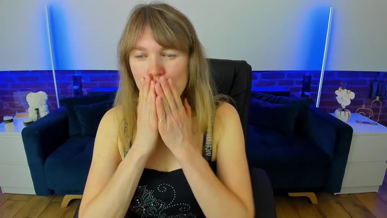 Annabel-xxx Adult Chat March 16, 2026