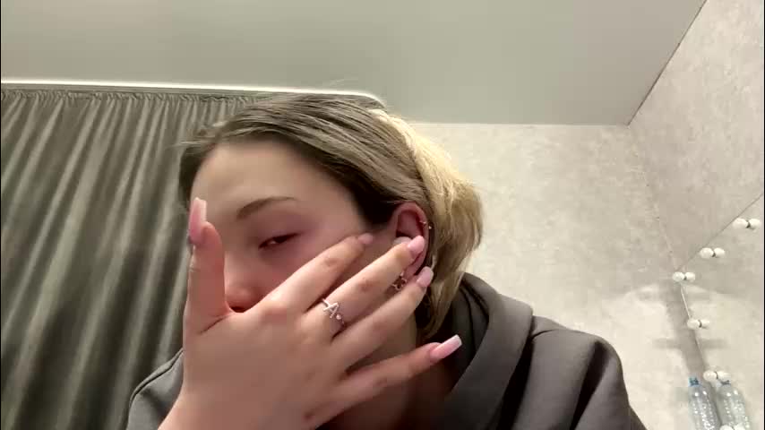 candelariahile Adult Chat March 16, 2026