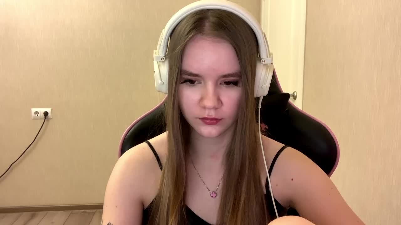 AgnesShyy Adult Chat March 16, 2026