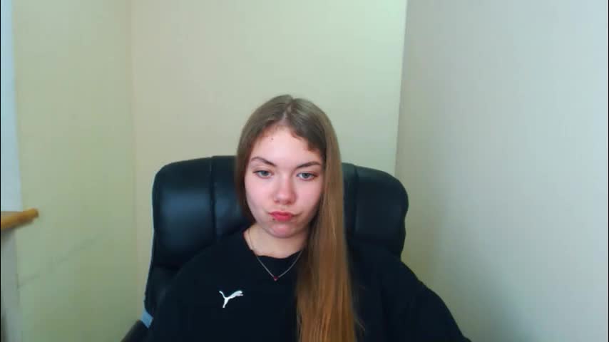 zoey_deuttch Adult Chat March 16, 2026