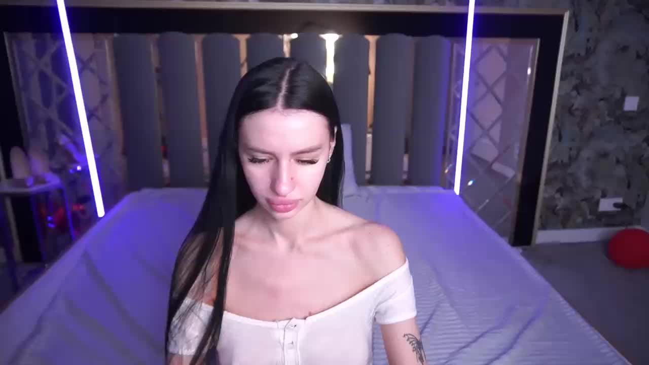 SnowWhiteee Adult Chat March 16, 2026