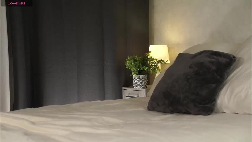 approche_toi_petite Adult Chat March 16, 2026