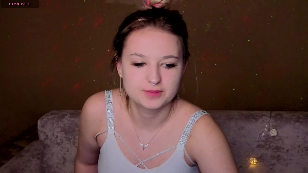 GraseNeon Adult Chat March 16, 2026