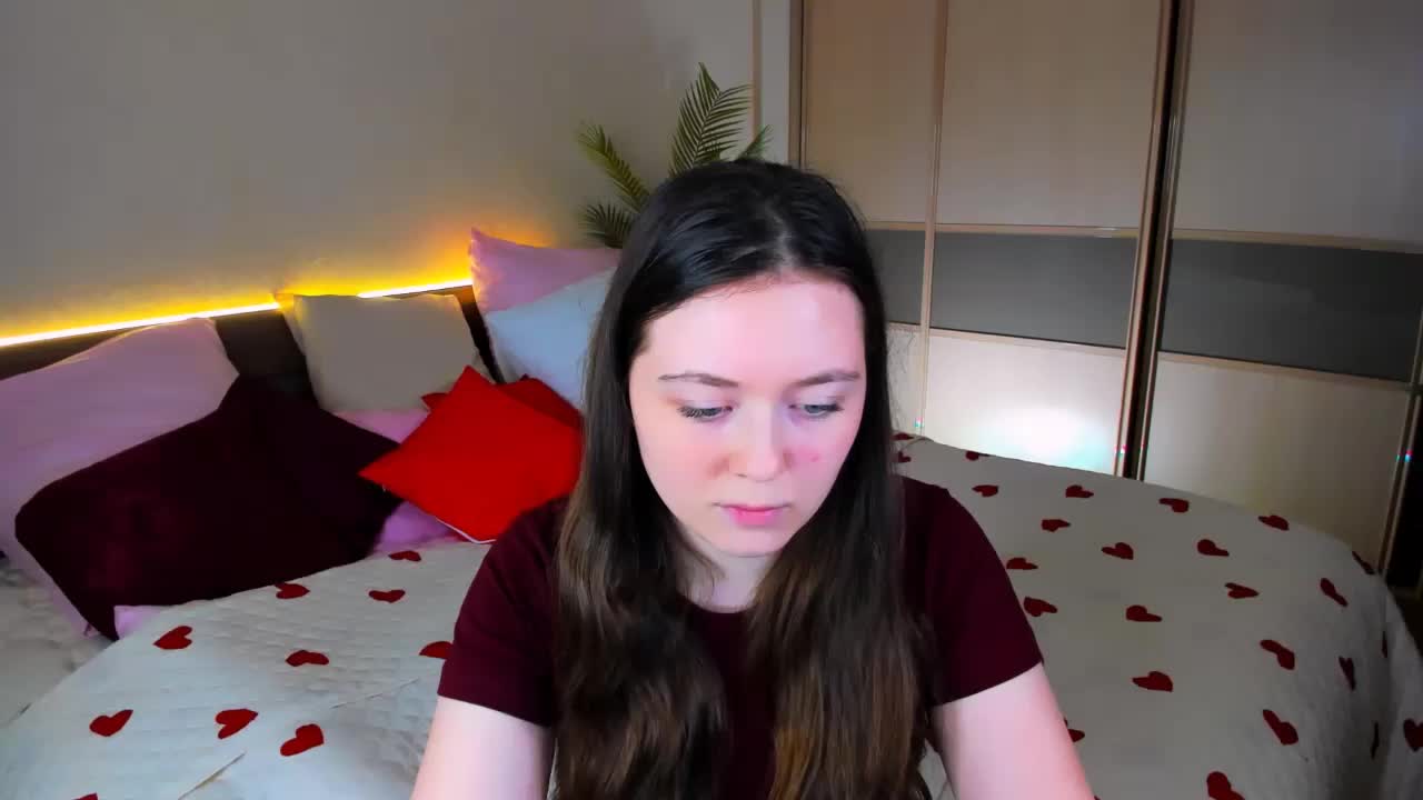 AlluringLookk Adult Chat March 16, 2026