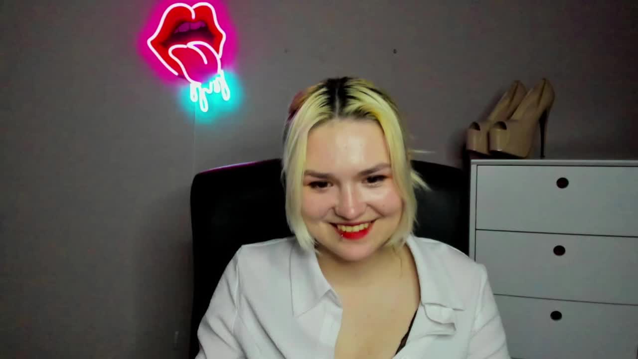 SweetLilyxo Adult Chat March 16, 2026