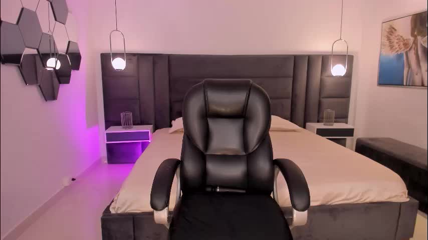 sarahrhodes_ Adult Chat March 16, 2026