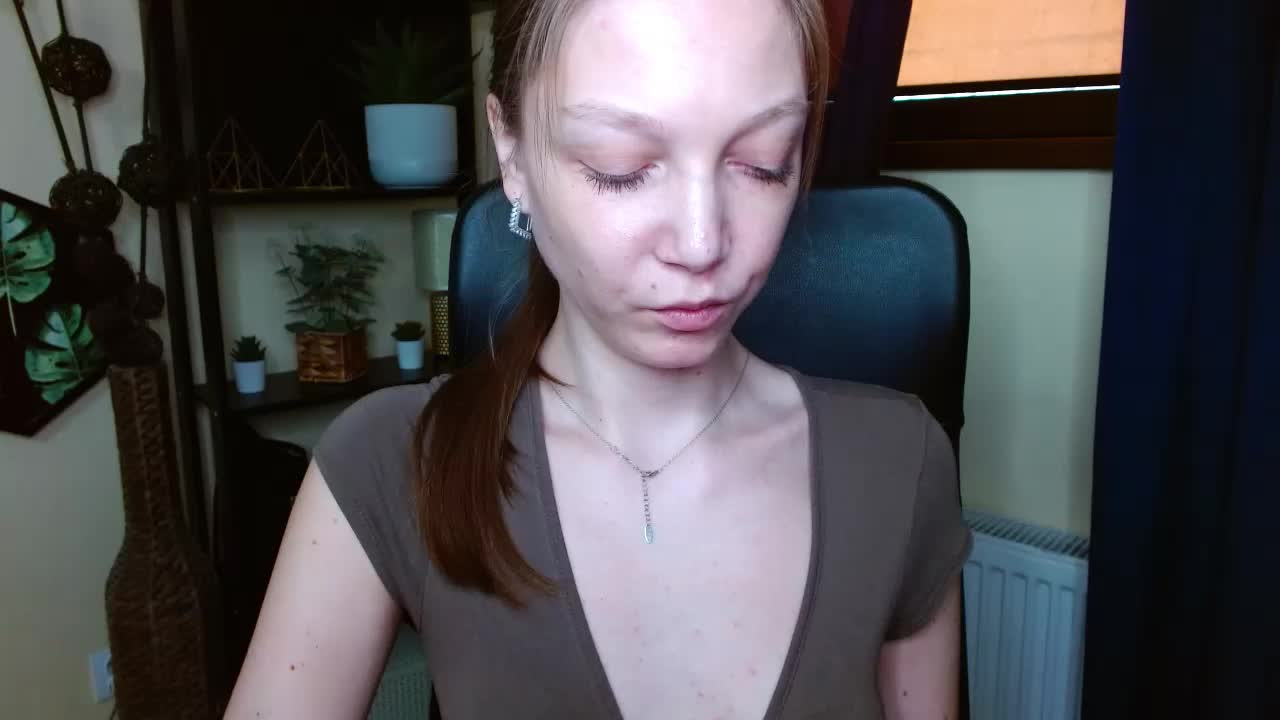 EmillyExtasy Adult Chat March 16, 2026