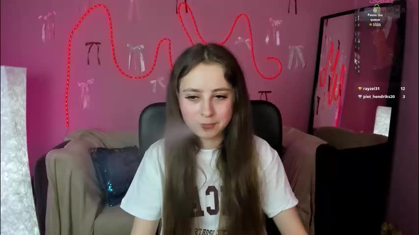 rebecca_smile_ Adult Chat March 16, 2026