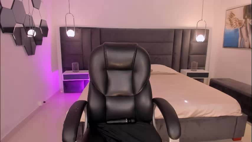 sarahrhodes_ Adult Chat March 16, 2026