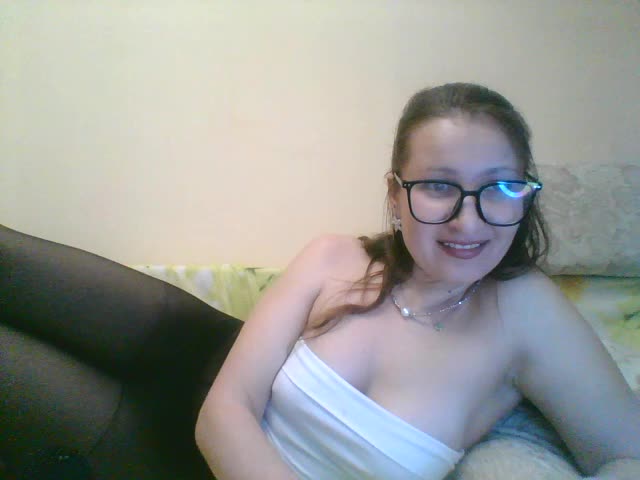Yuliya333 Adult Chat March 17, 2026