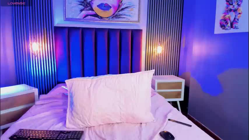 amber_saenz1 Adult Chat March 17, 2026