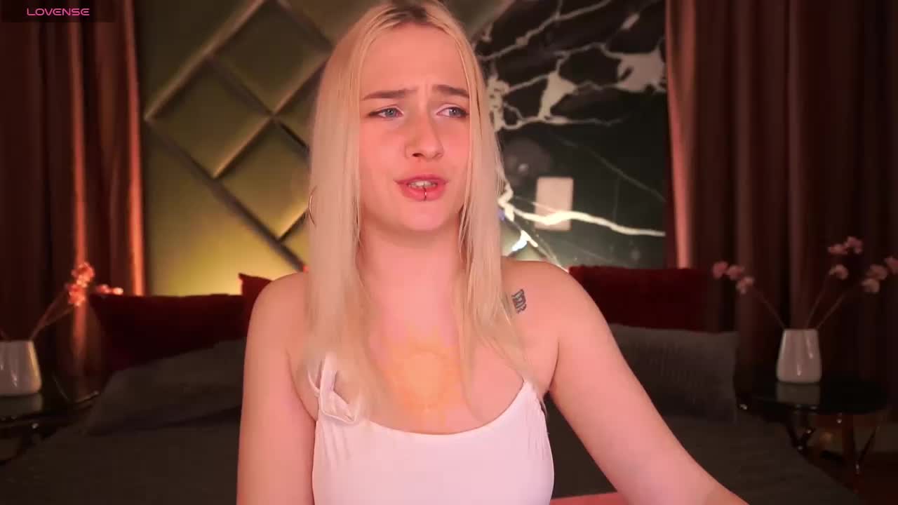 LilElfie Adult Chat March 17, 2026