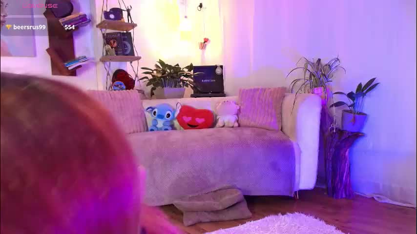 hannah_lovee Adult Chat March 17, 2026