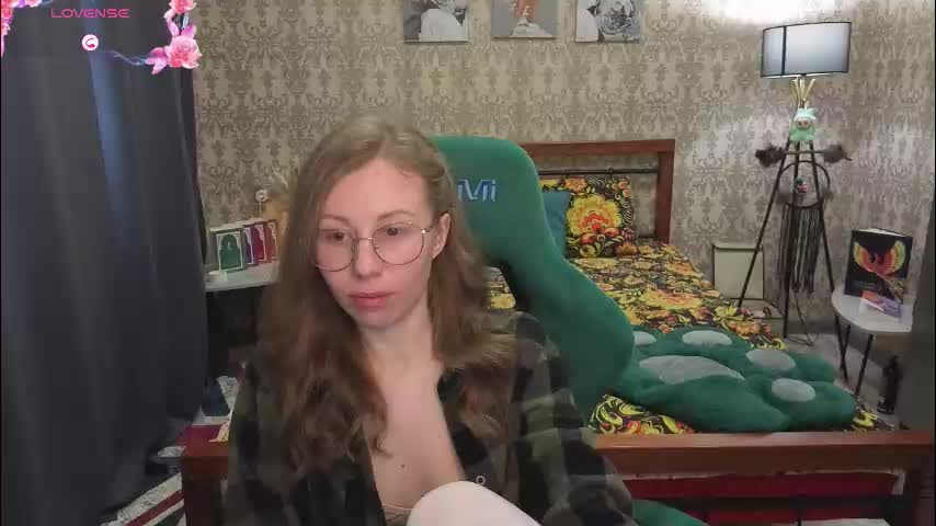 lill_mary Adult Chat March 17, 2026