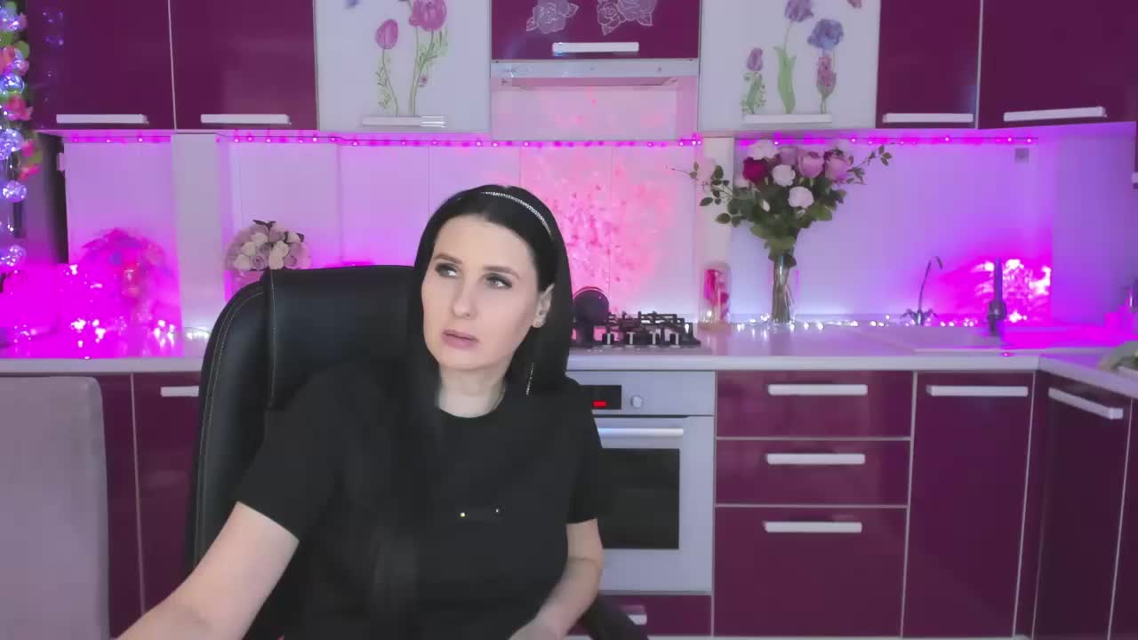 Olivija2020 Adult Chat March 17, 2026