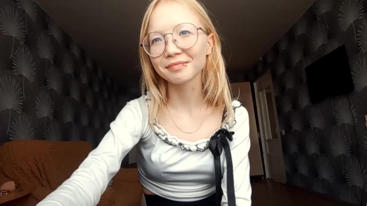 DanelleLaday Adult Chat March 17, 2026