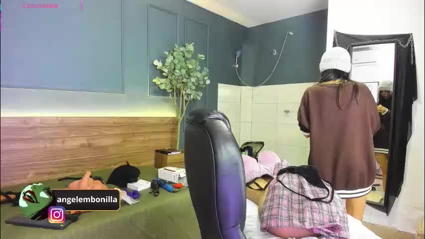 fallen_angel999777 Adult Chat March 17, 2026