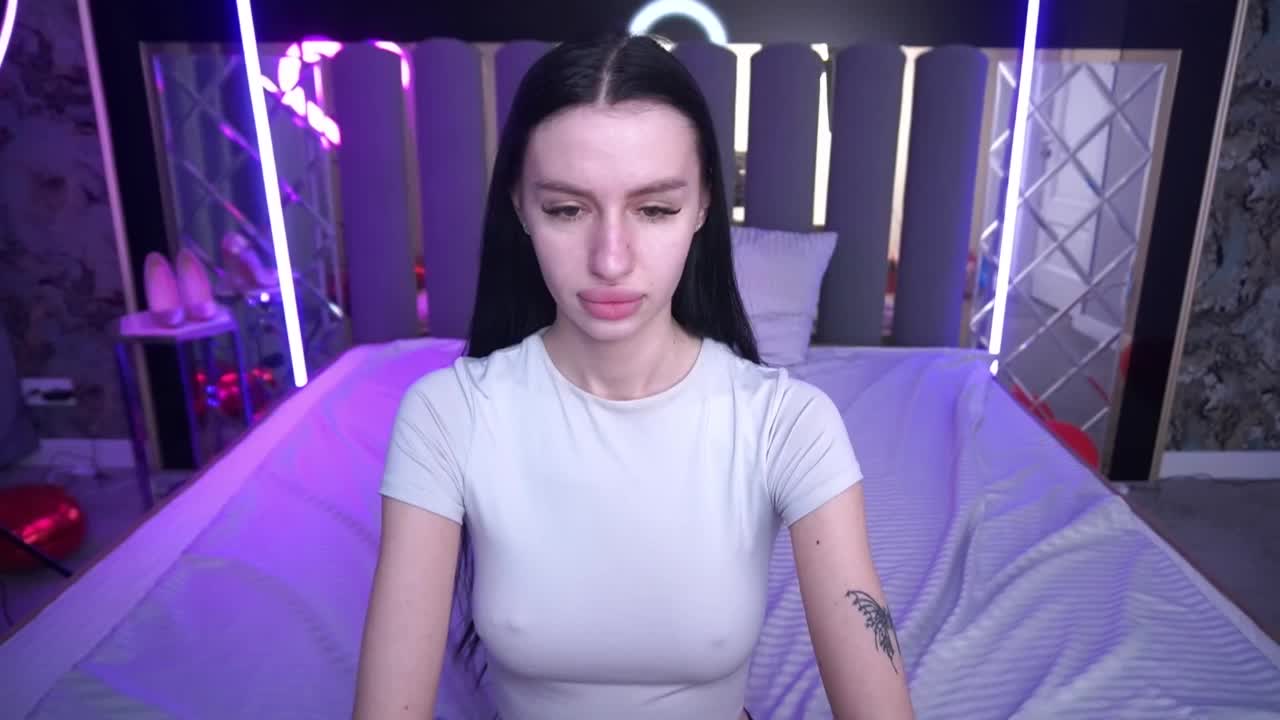 SnowWhiteee Adult Chat March 17, 2026