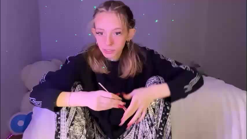 ellieluvs Adult Chat March 17, 2026