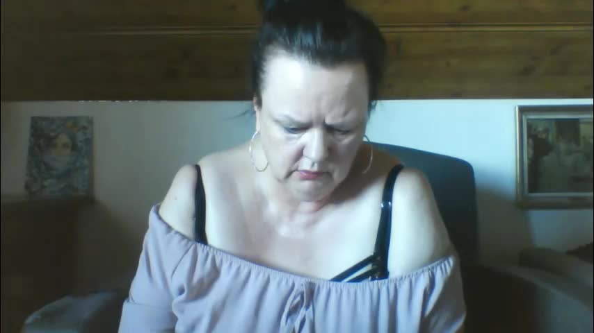 tiffanymature Adult Chat March 17, 2026