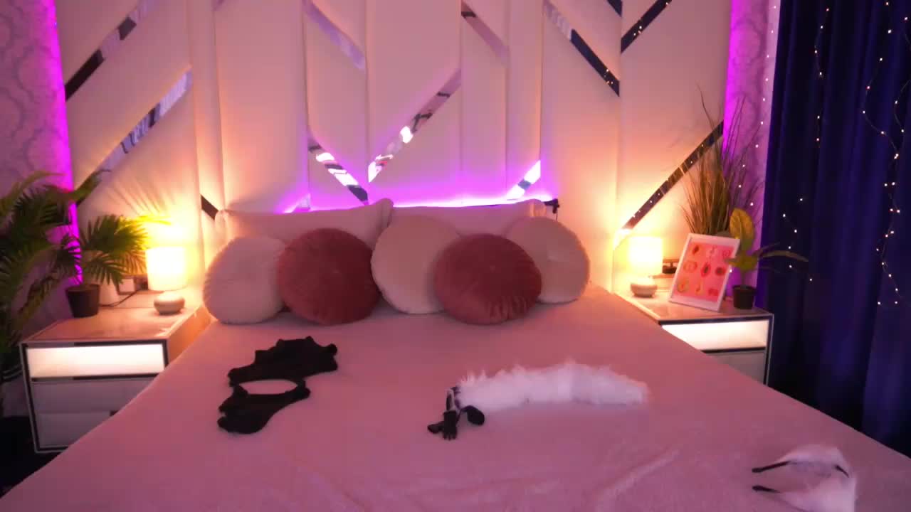 CuteeFoxy Adult Chat March 17, 2026