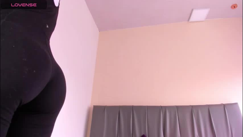 iisabella_noa Adult Chat March 17, 2026