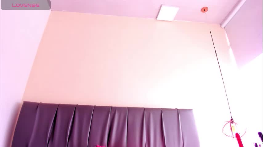 iisabella_noa Adult Chat March 17, 2026