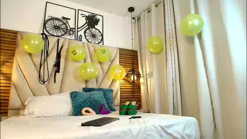 kimberlyfox_t Adult Chat March 17, 2026