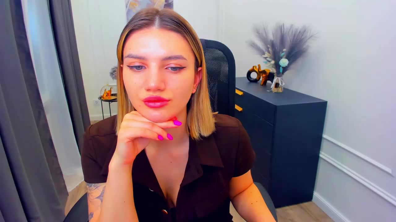 SelenaMoonlight Adult Chat March 17, 2026