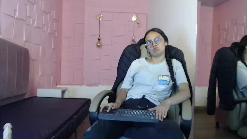 katalina07 Adult Chat March 17, 2026