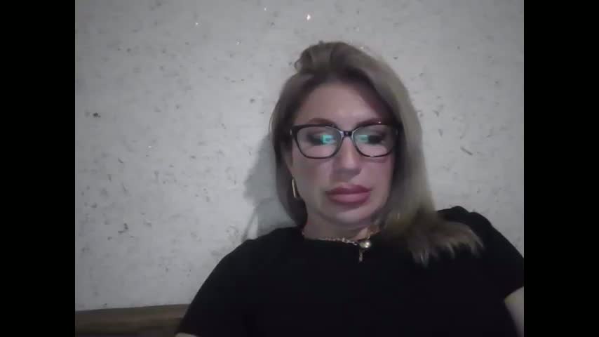 fox_red_lady7 Adult Chat March 18, 2026