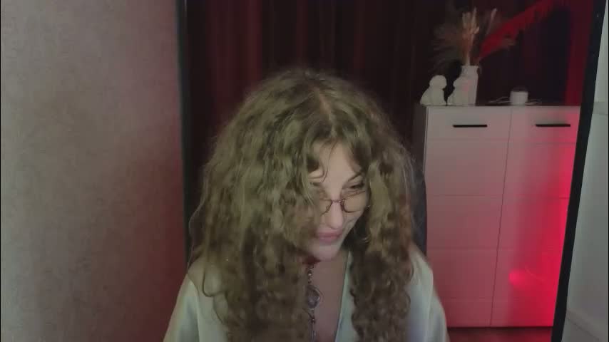 bella_swonn_ Adult Chat March 18, 2026