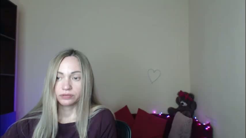mikkey_mouse8 Adult Chat March 18, 2026