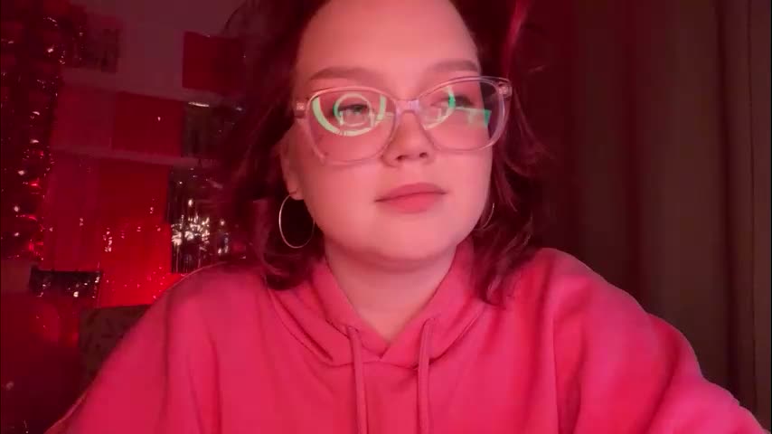 eva_kittenn Adult Chat March 18, 2026