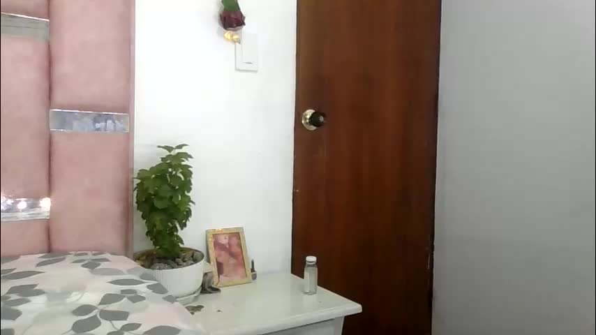 abby_moss_2 Adult Chat March 18, 2026