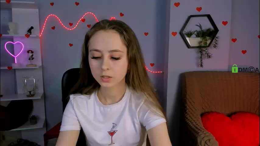 rebecca_smile_ Adult Chat March 18, 2026