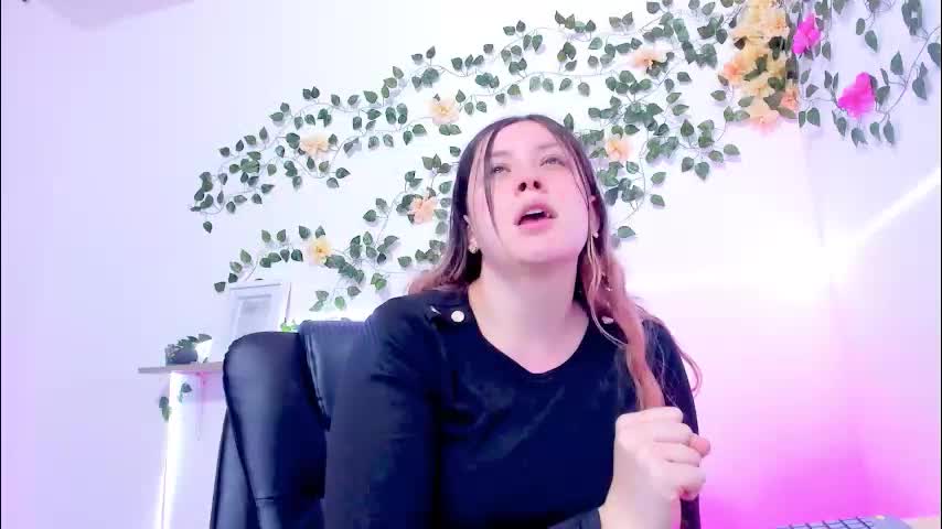 violeta_cutee Adult Chat March 18, 2026