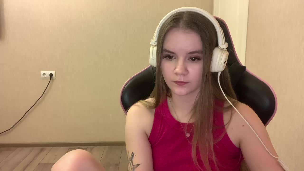 AgnesShyy Adult Chat March 18, 2026