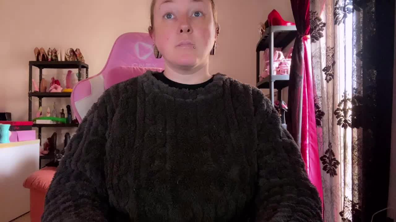 NylonQueen Adult Chat March 18, 2026