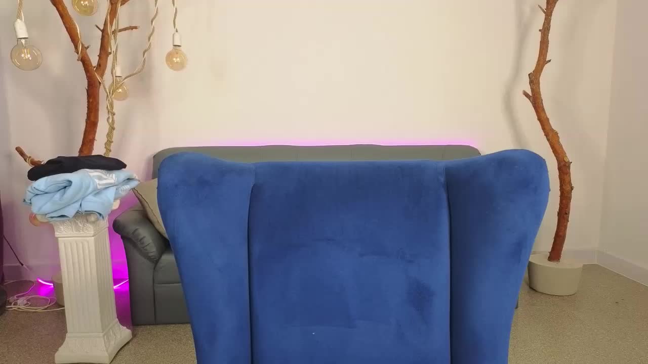 DeliaEffy Adult Chat March 18, 2026