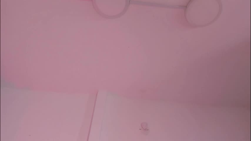 sweet_skiinny Adult Chat March 18, 2026