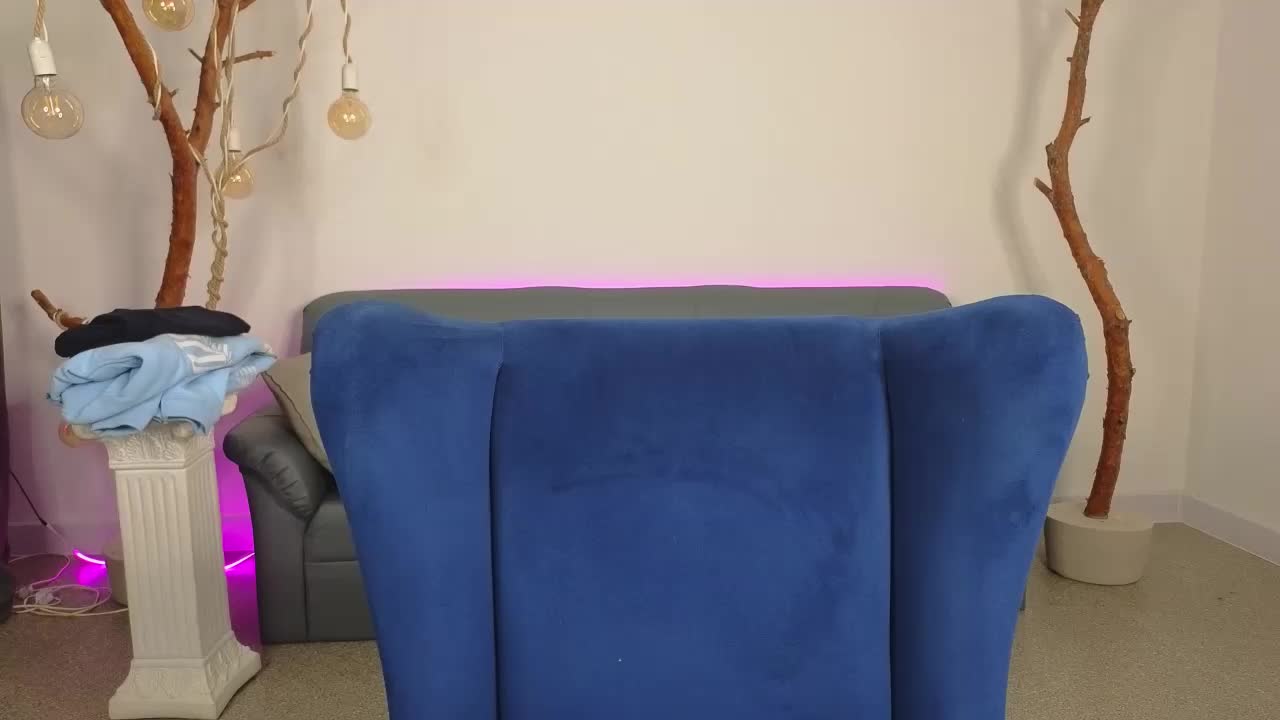 DeliaEffy Adult Chat March 18, 2026