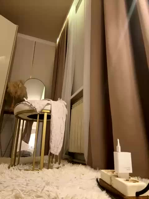 Ekaterina2221 Adult Chat March 18, 2026