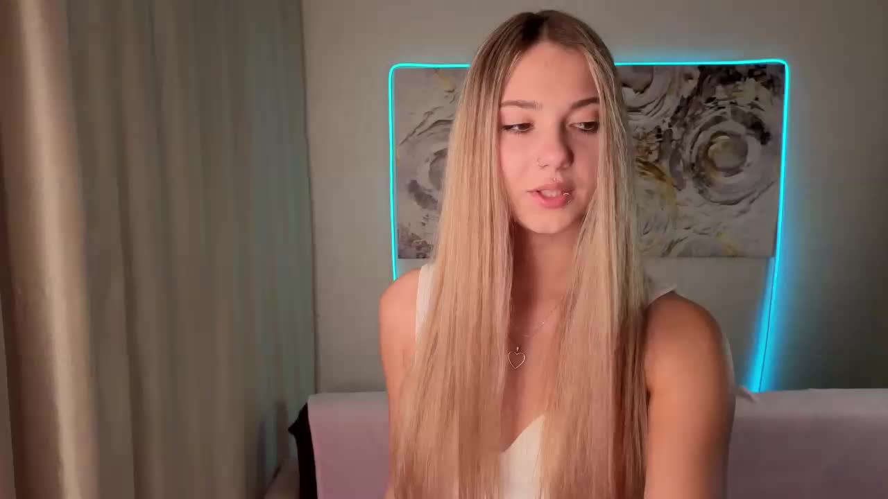 AngelinkaKitty Adult Chat March 18, 2026