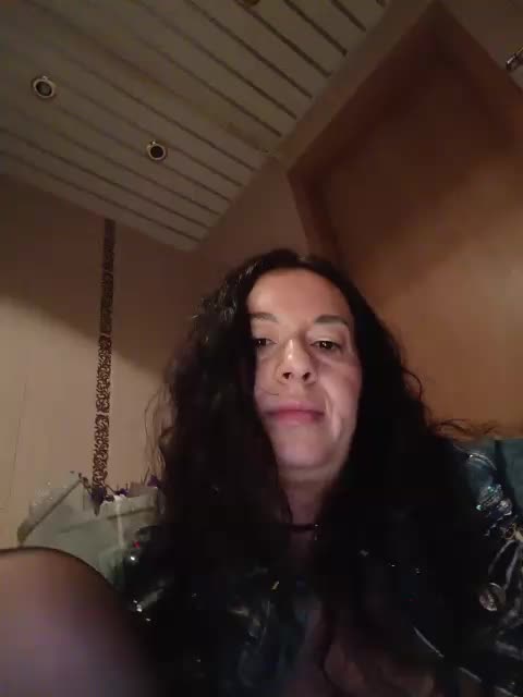 Annanas Adult Chat March 18, 2026