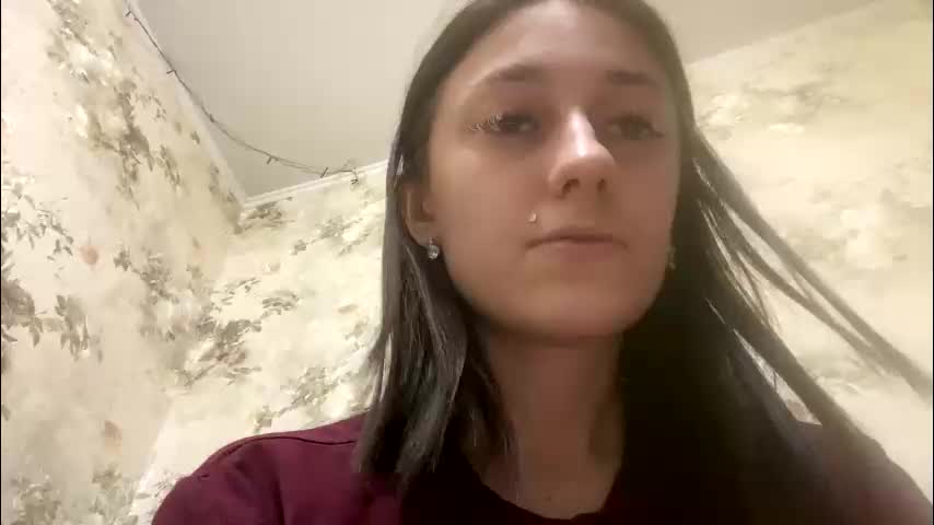 viktoria9898 Adult Chat March 18, 2026