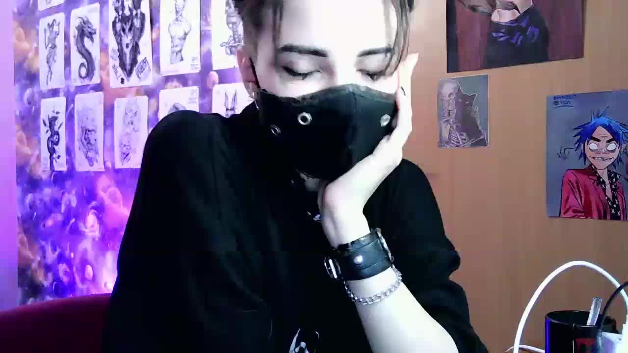 Dark-Pictur- Adult Chat March 18, 2026