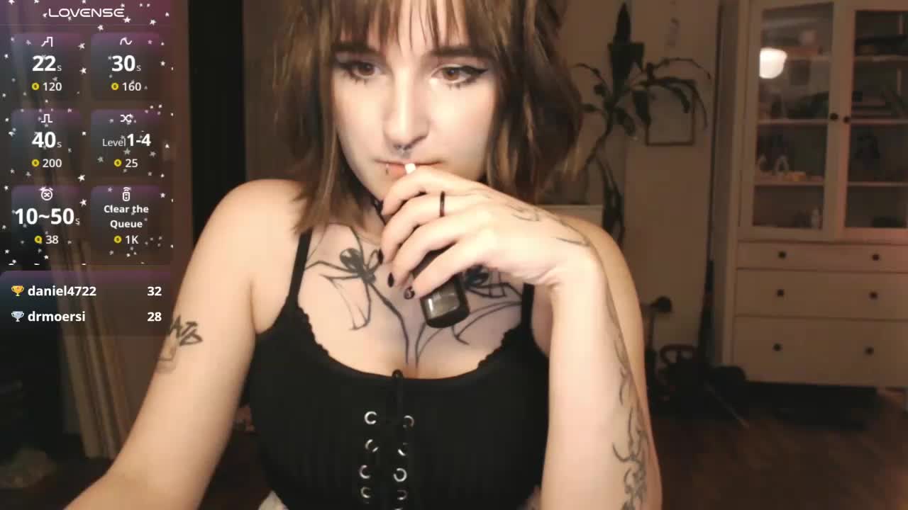 momorenaaa Adult Chat March 18, 2026